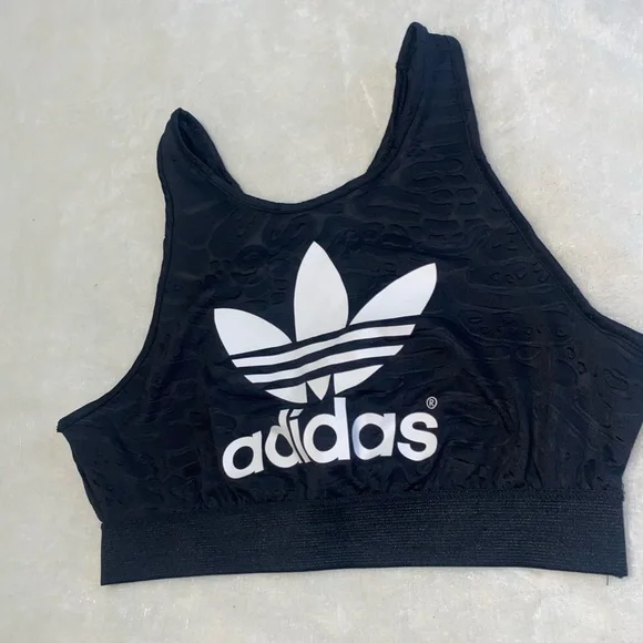 ♣️ Adidas logo crop top - Picture 1 of 12